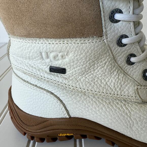 UGG Adirondack White Tan Size 6 Snow Boots - Picture 5 of 11